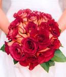 A speical two-tone Rose bouquet