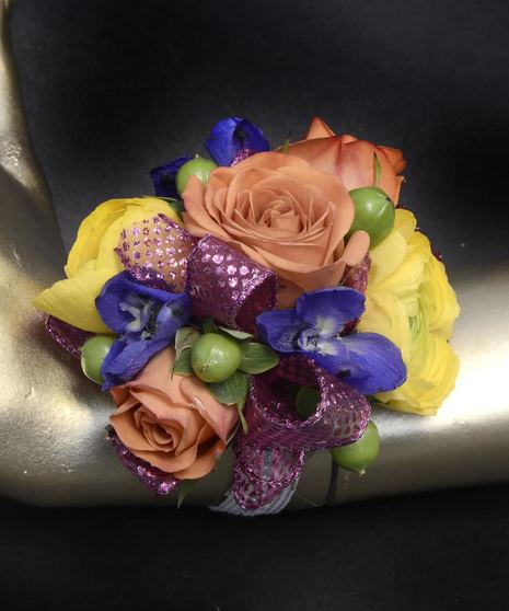 Boutonnière & Wrist Corsage Combo – Frans Flowers